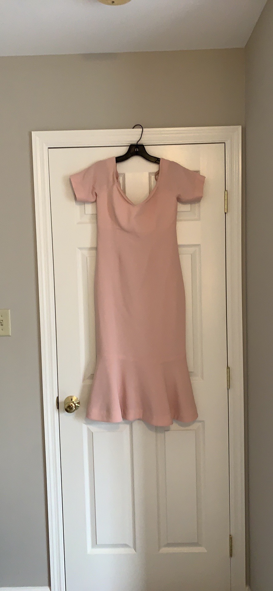 Cinq a sept Size 6 Pageant Interview Off The Shoulder Pink Cocktail Dress on Queenly