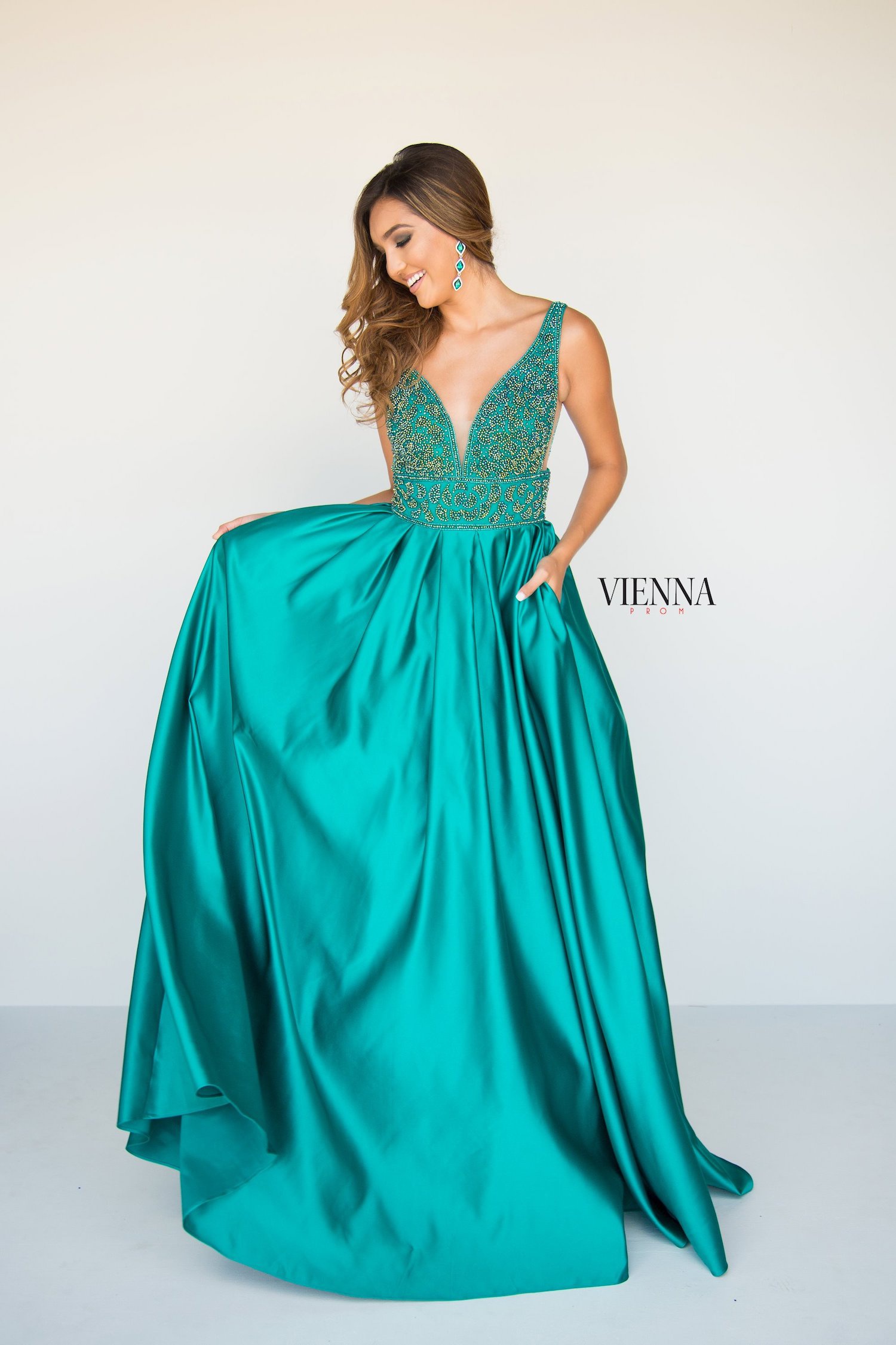Style 7802 Vienna Size 8 Prom Plunge Satin Green Ball Gown on Queenly