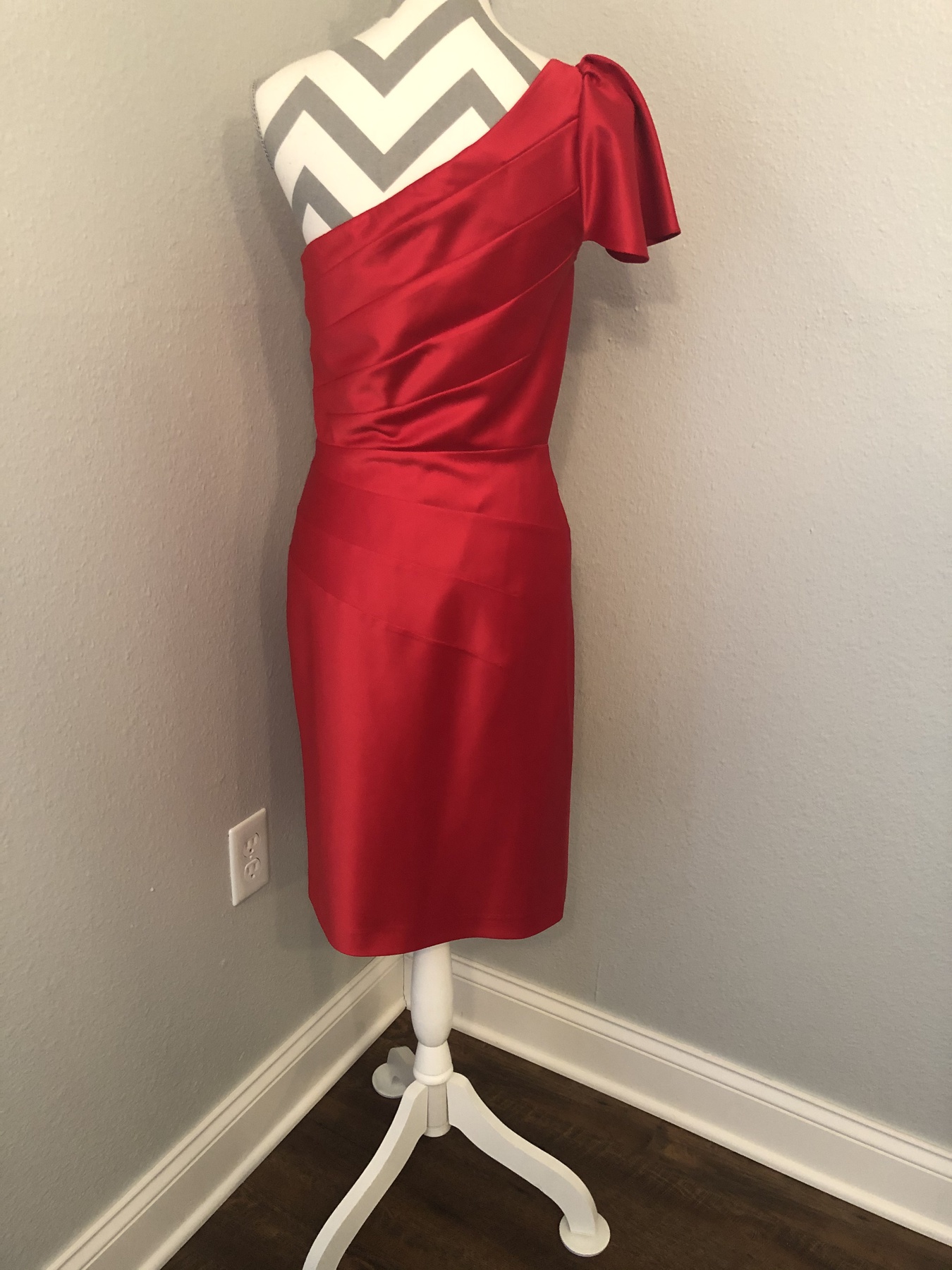 Antonio Melani Size 6 Wedding Guest One Shoulder Satin Red Cocktail Dress on Queenly