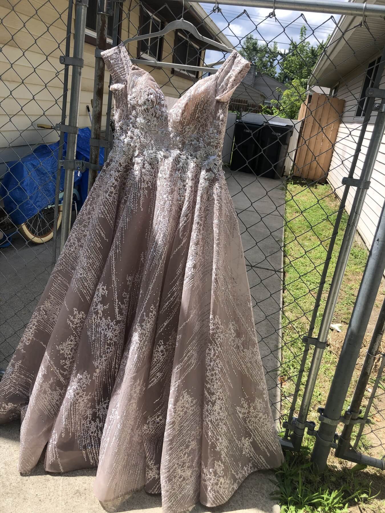 Catwalk Size 10 Prom Plunge Pink Ball Gown on Queenly