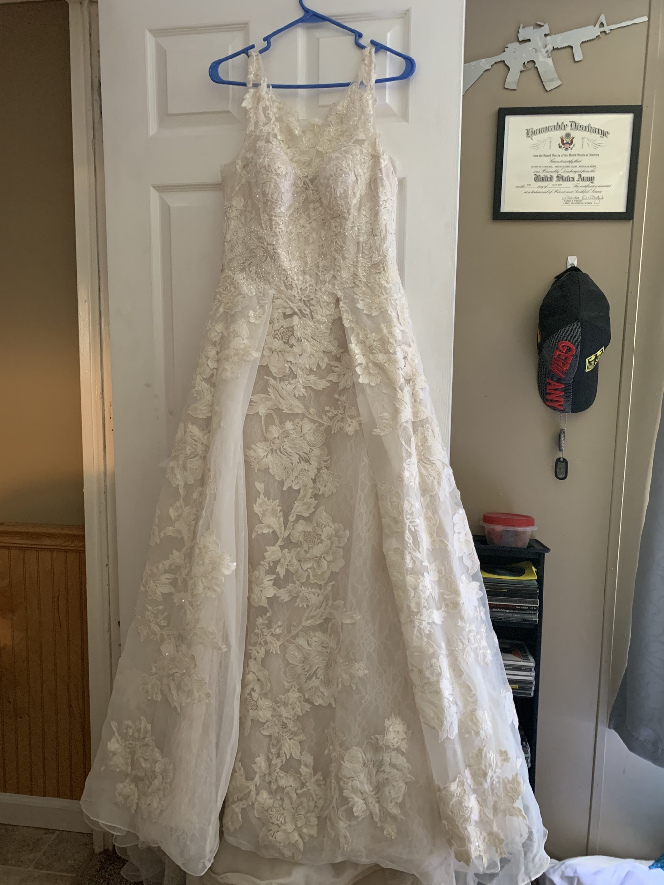Oleg Cassini Size 10 Wedding Lace Nude Ball Gown on Queenly