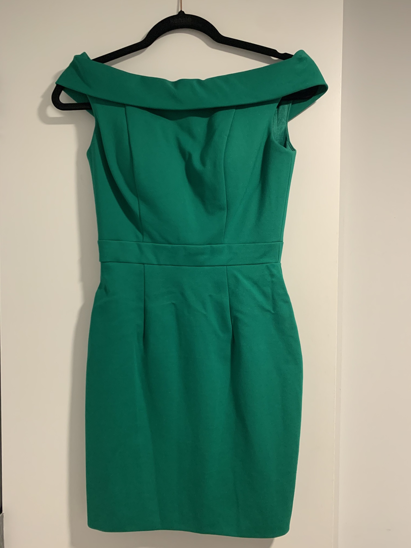 Sherri Hill Green Size 2 Emerald Tall Height Cocktail Dress on Queenly