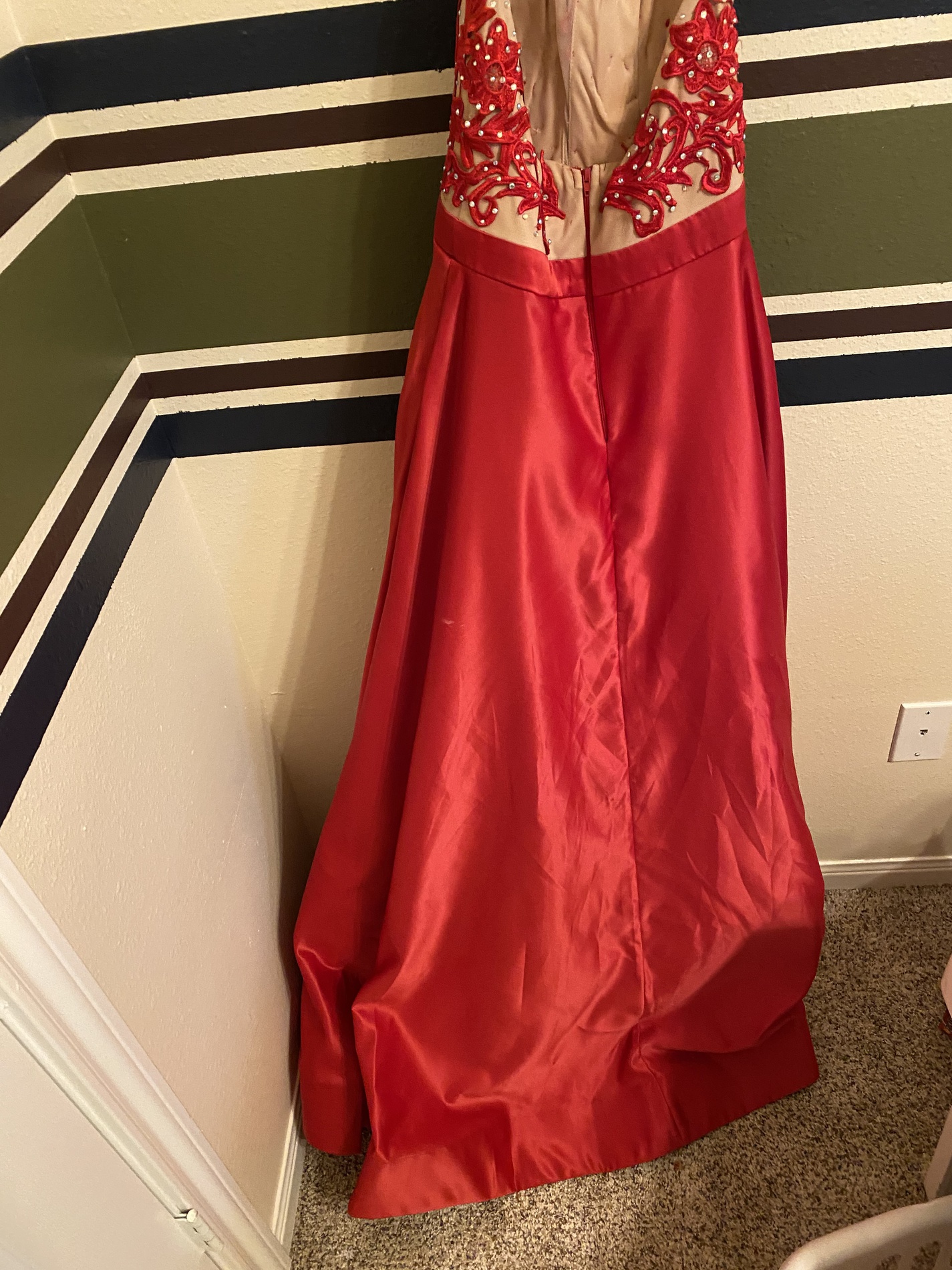 say yes to the prom Size 0 Prom Red Ball Gown on Queenly