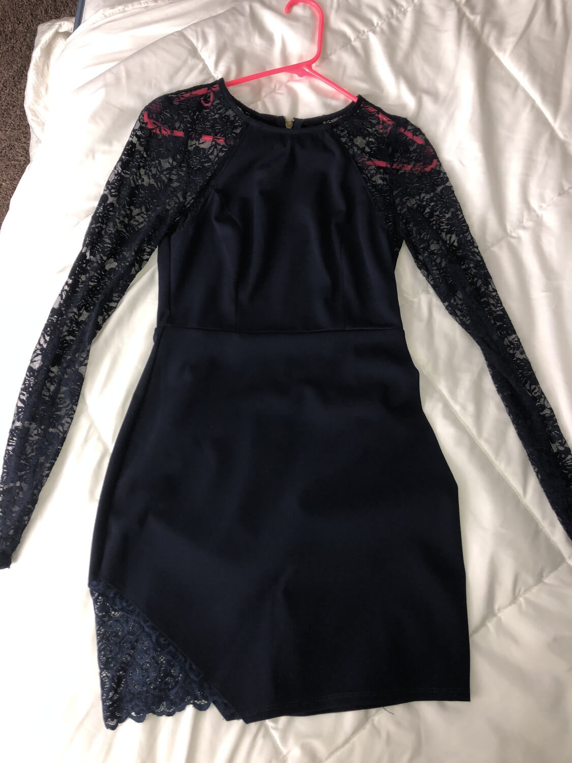 Honey and Rosie Size 4 Wedding Guest Long Sleeve Lace Navy Blue Cocktail Dress on Queenly