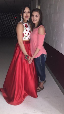 Sherri Hill Size 2 Prom Floral Red Ball Gown on Queenly