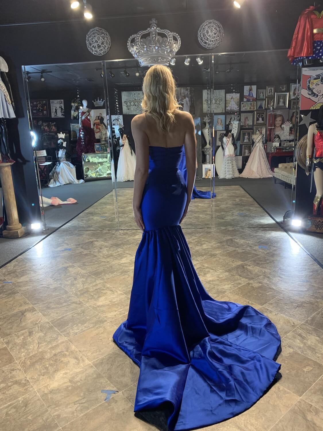Size 4 Strapless Royal Blue Mermaid Dress on Queenly