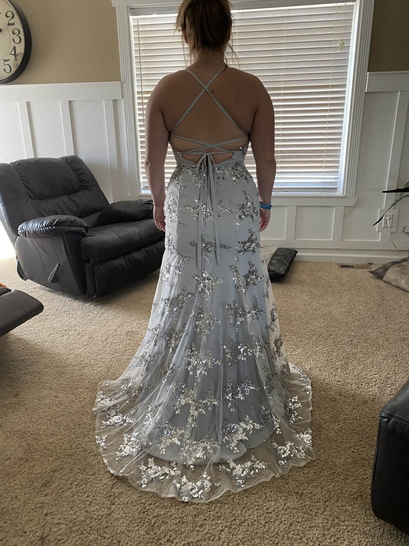 Size 8 Prom Plunge Silver Dress With Train on Queenly