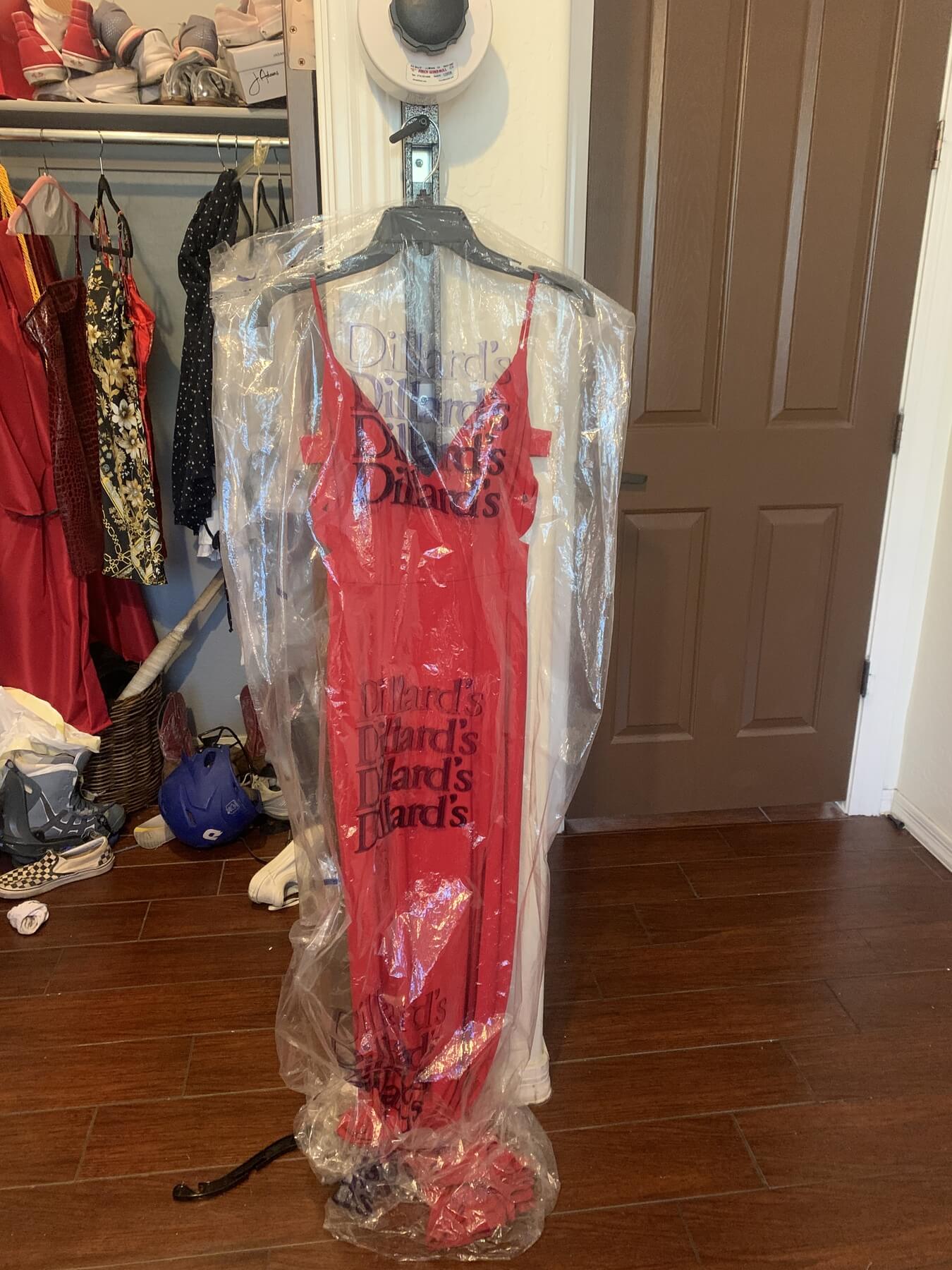 Jump Apparel Size 2 Prom Red Floor Length Maxi on Queenly