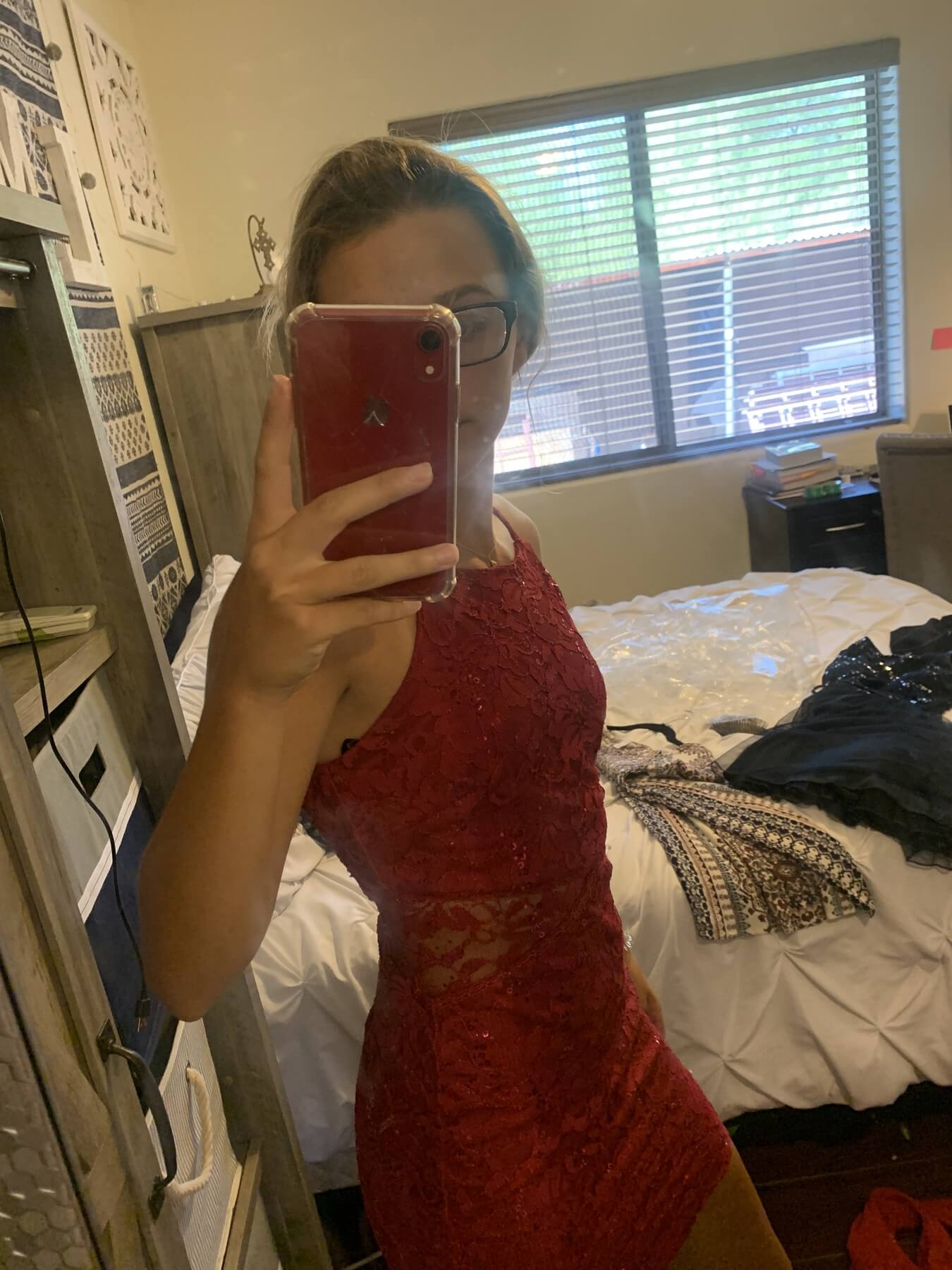 IN Size 4 Homecoming Lace Red Cocktail Dress on Queenly