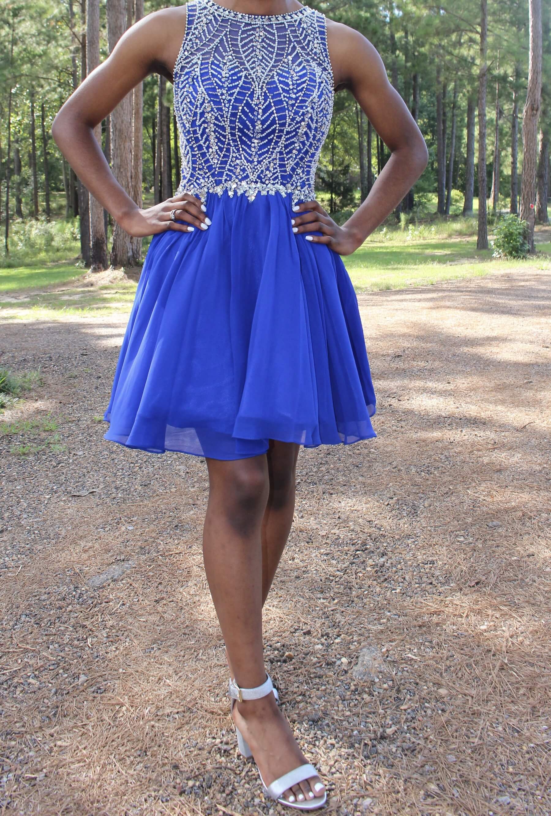 Size 0 Royal Blue Ball Gown on Queenly