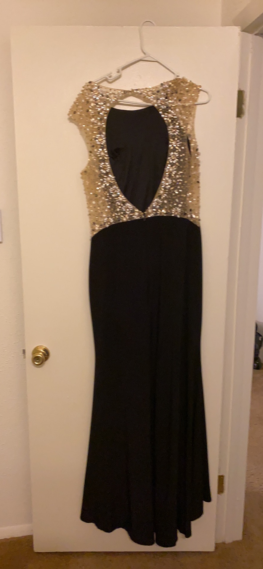 Plus Size 16 Black Side Slit Dress on Queenly