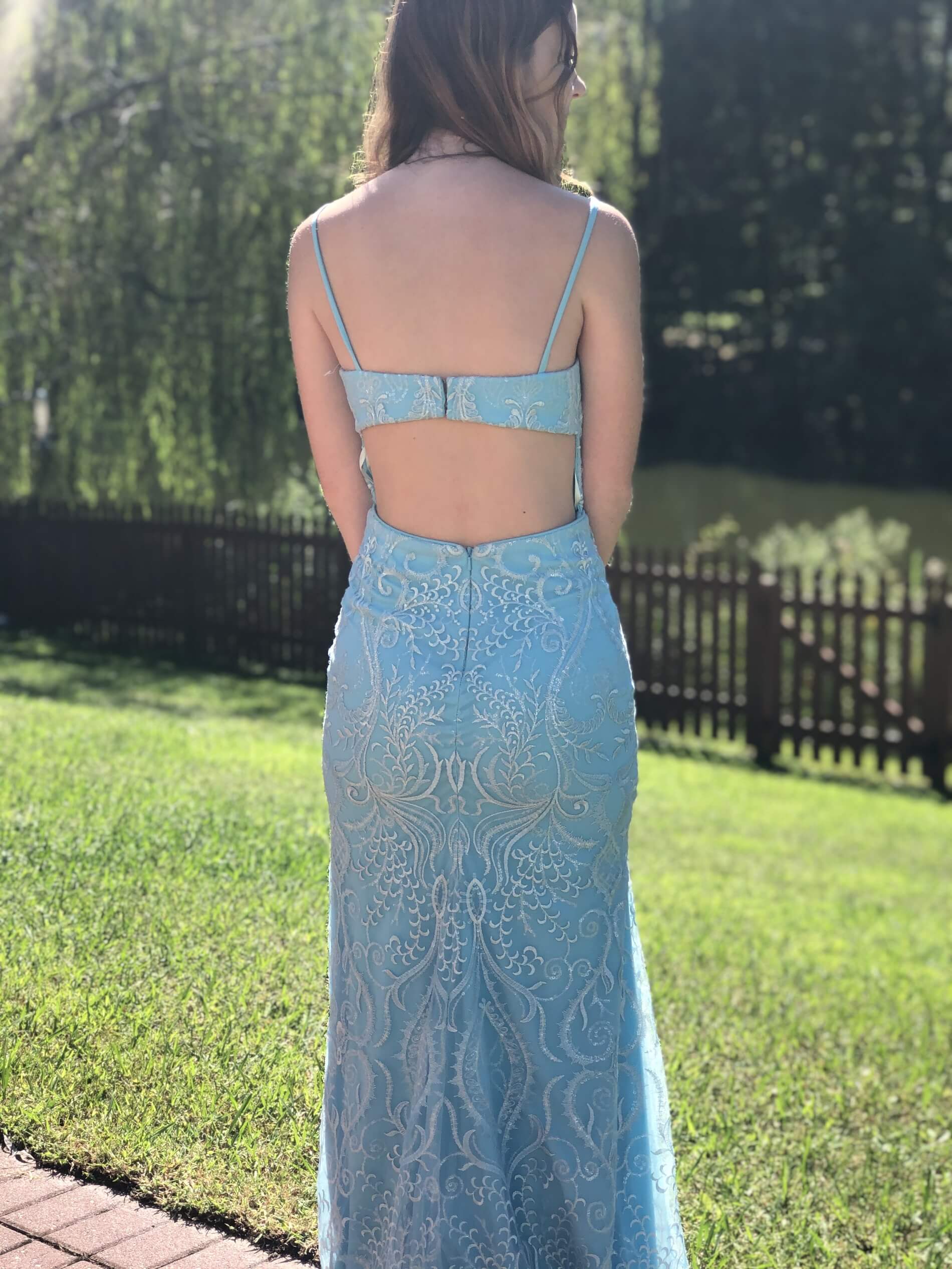 Size 2 Turquoise Blue Floor Length Maxi on Queenly
