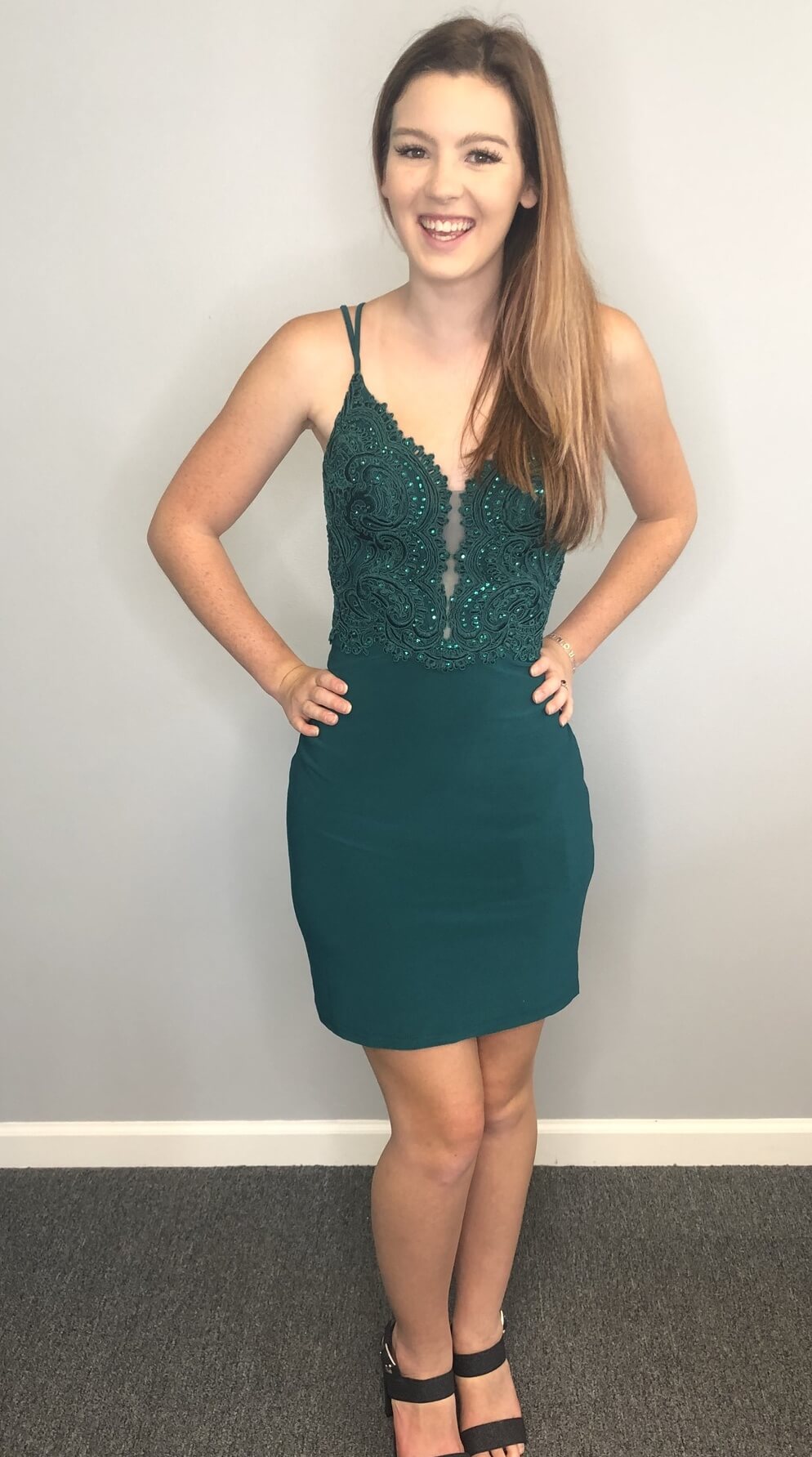 Alyce Paris Size 4 Homecoming Green Cocktail Dress on Queenly