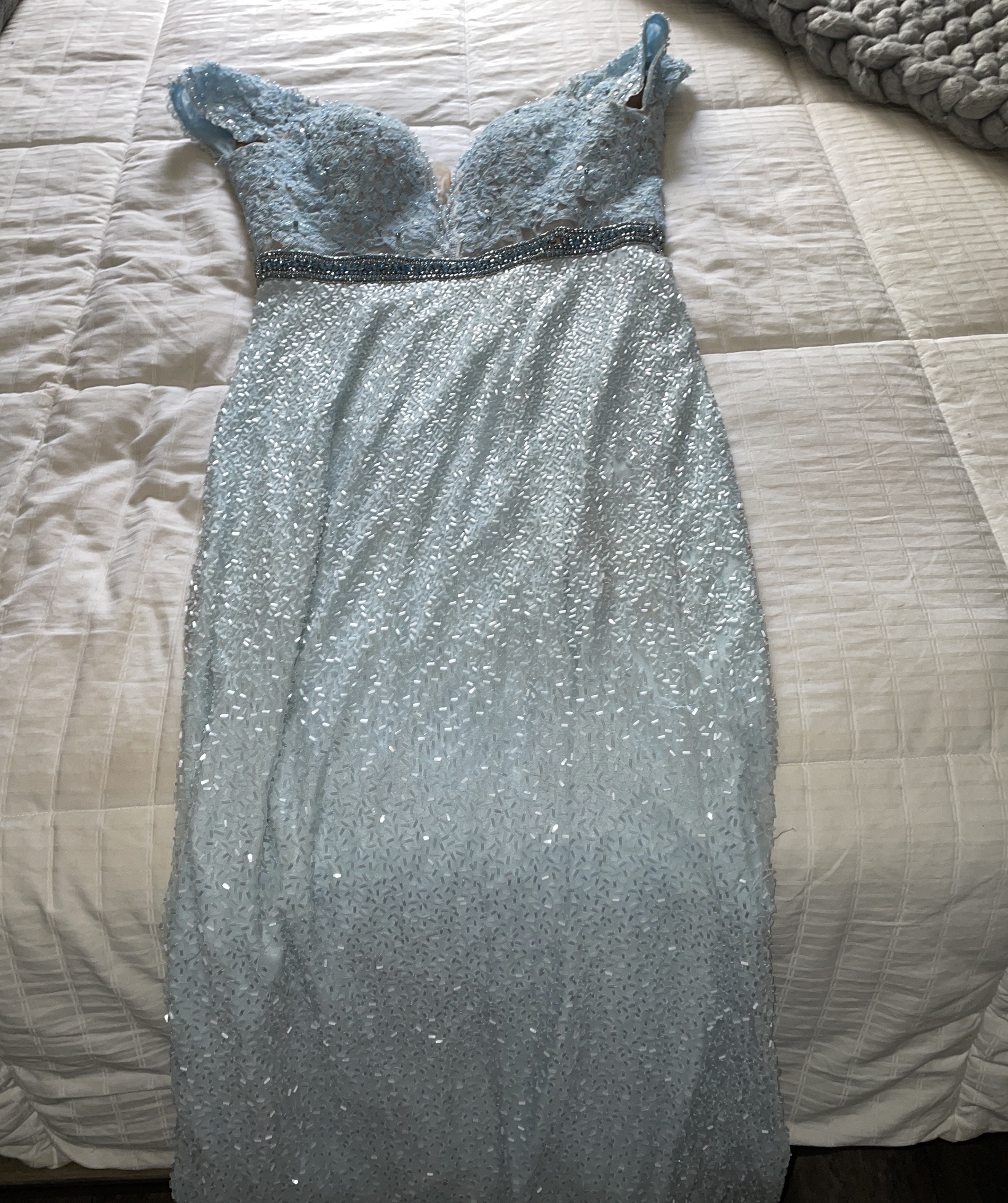 Sherri Hill Size 4 Prom Off The Shoulder Lace Light Blue Floor Length Maxi on Queenly