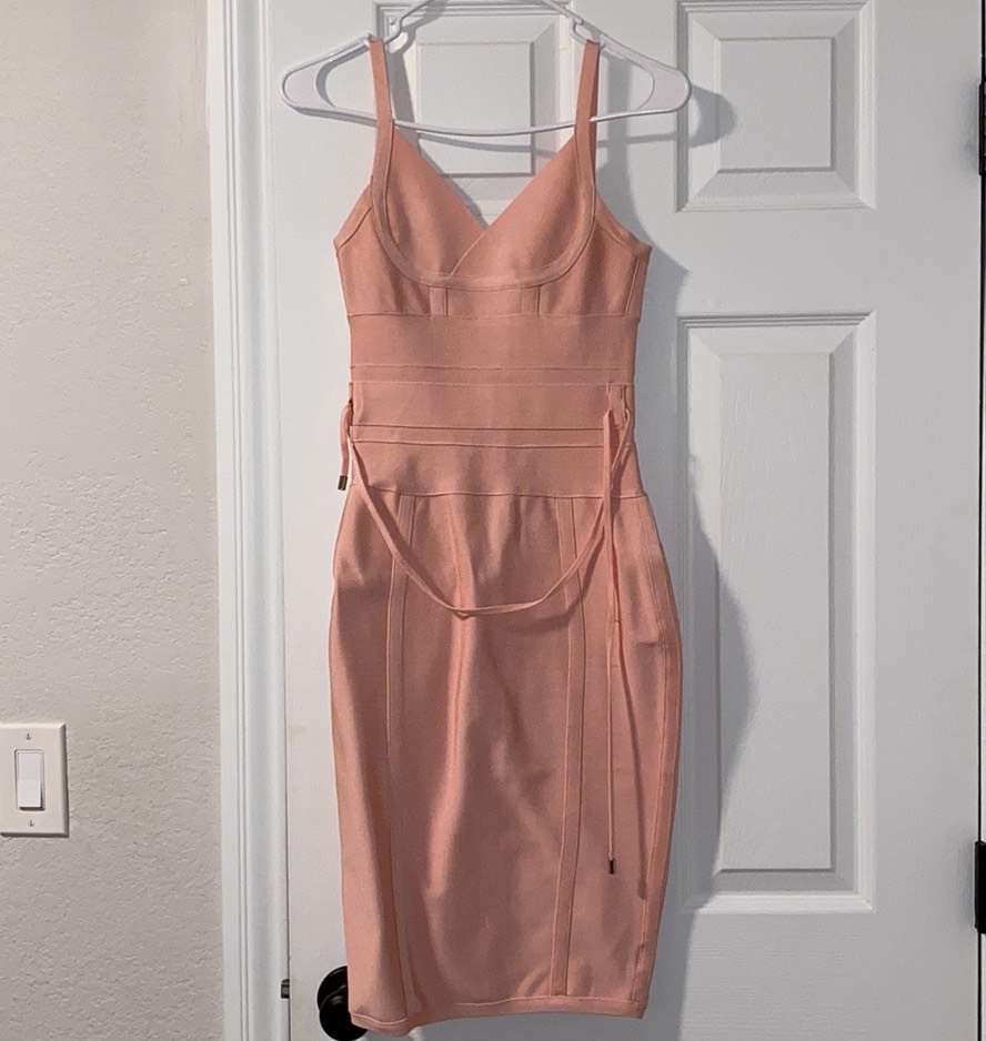Size 2 Wedding Guest Light Pink Cocktail Dress on Queenly