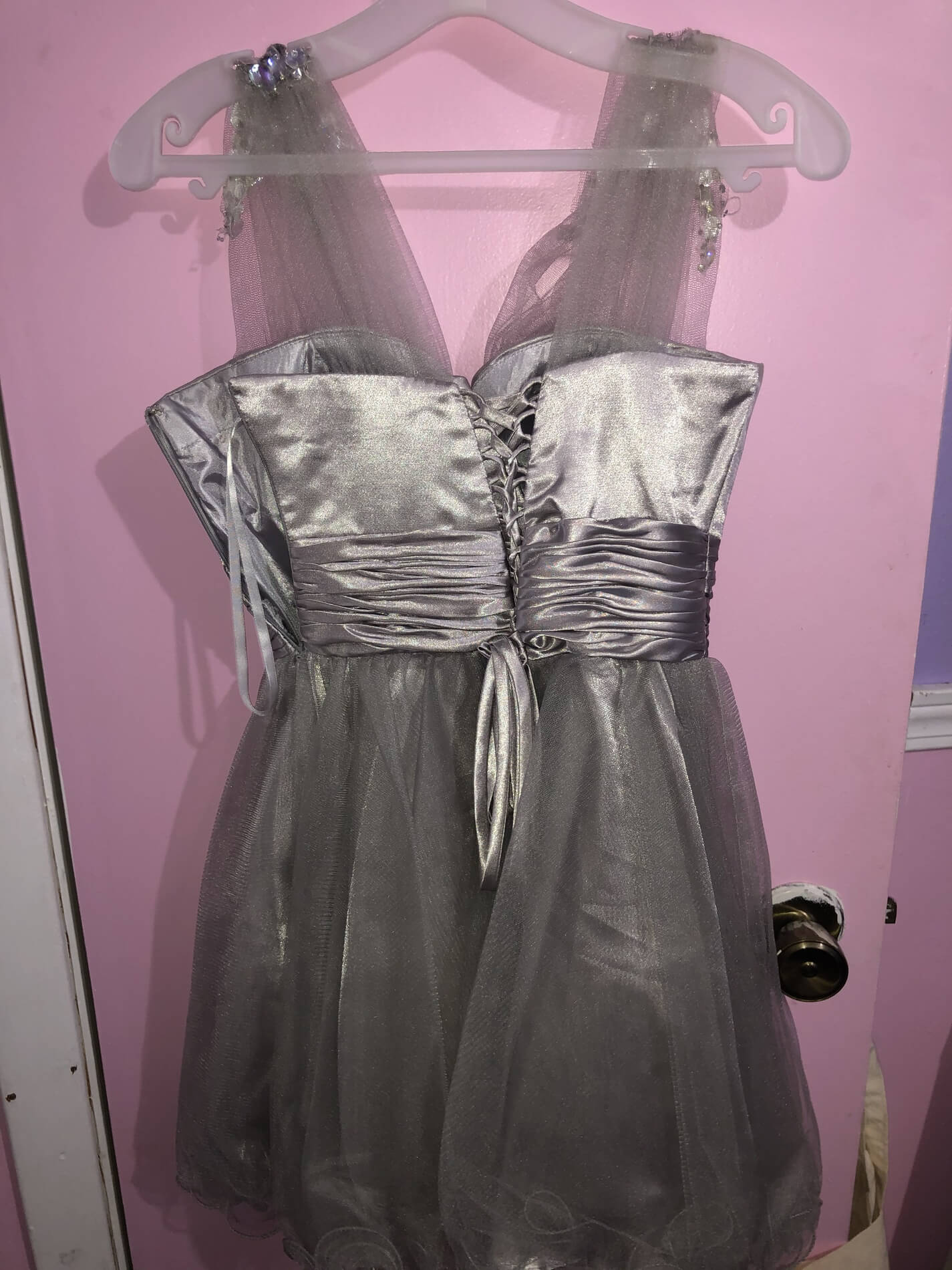 Dancing Queen Size 4 Silver Cocktail Dress on Queenly