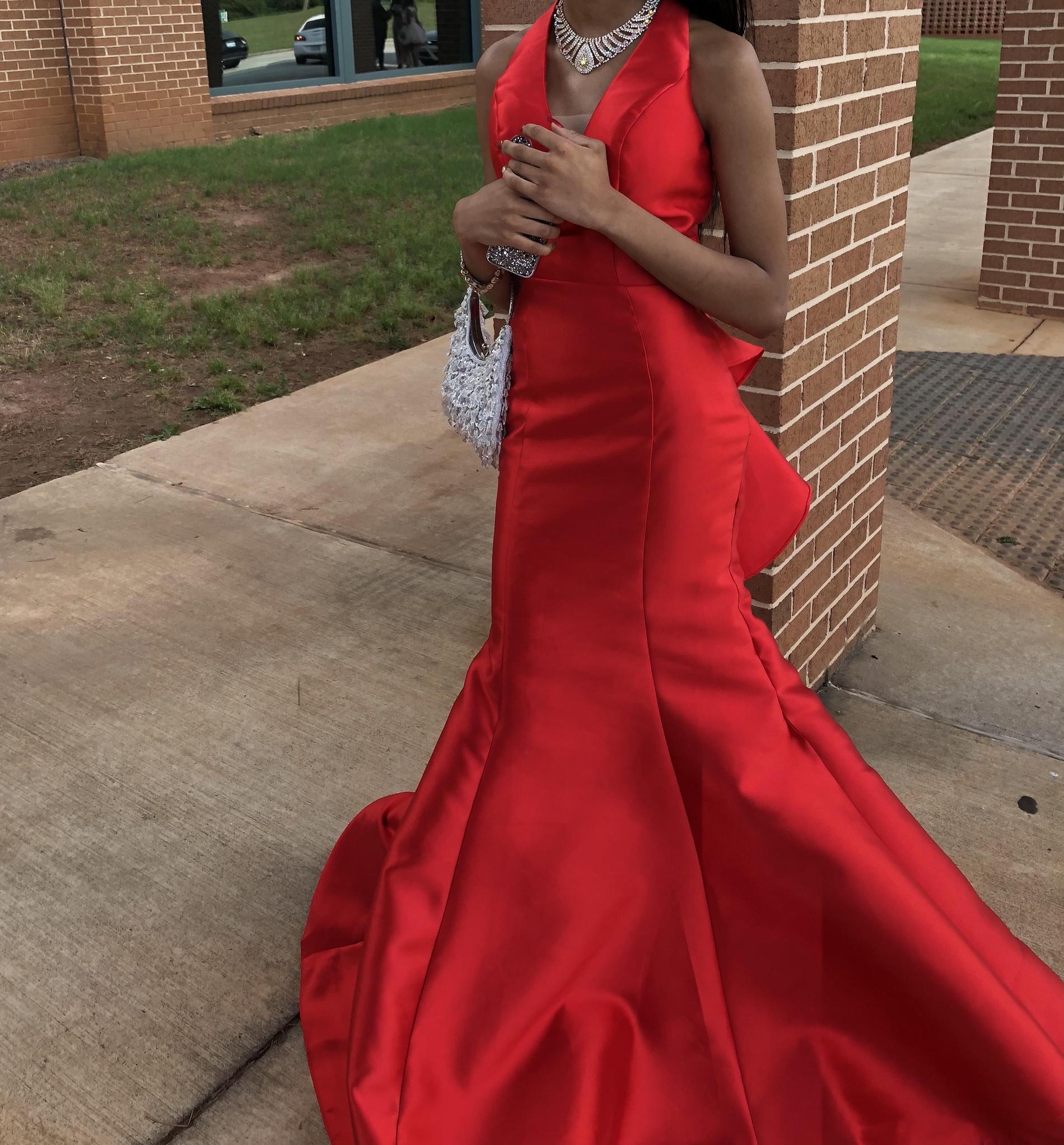 Size 0 Prom Satin Red Mermaid Dress on Queenly