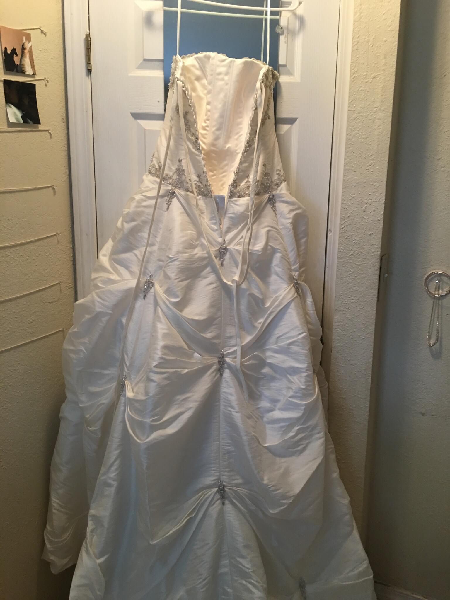 Allure Size 10 Wedding Strapless White Ball Gown on Queenly