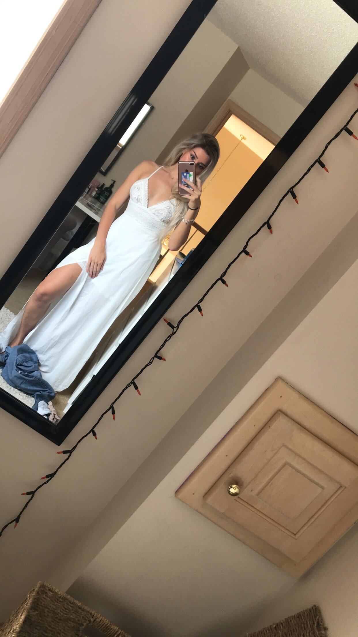 Showpo Size 2 Wedding Plunge White Side Slit Dress on Queenly