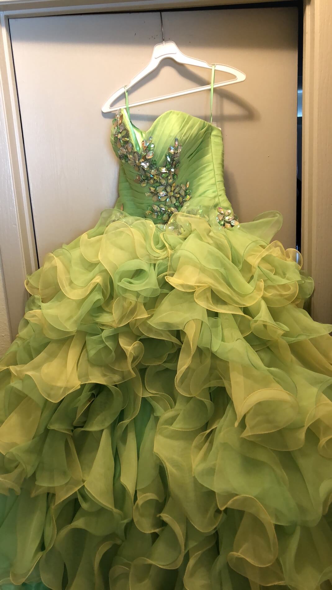 Yellow Size 8 Ball gown on Queenly