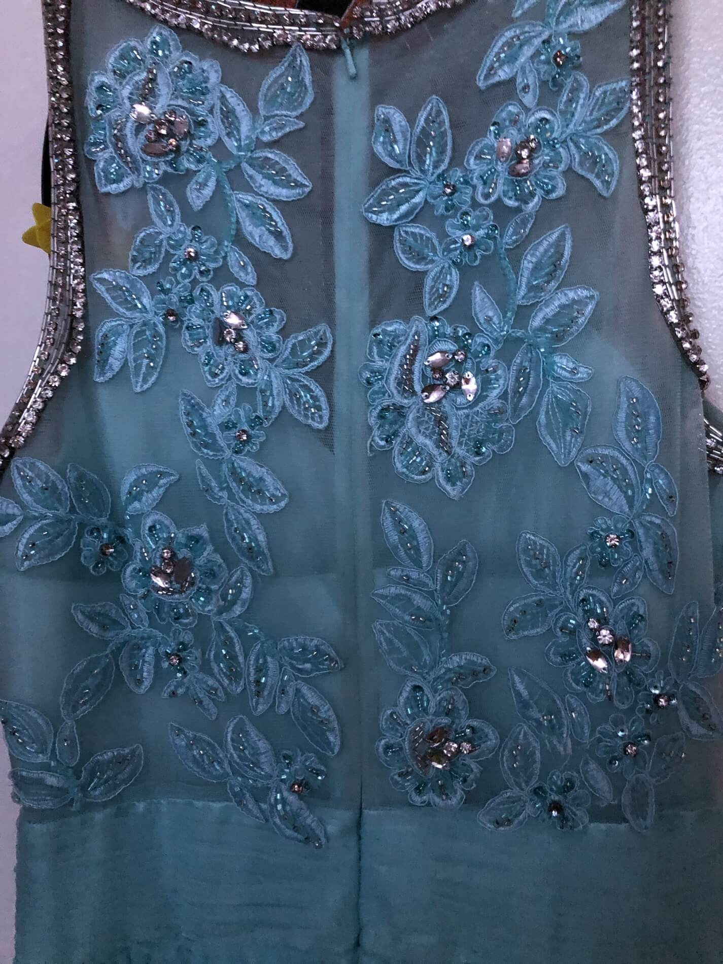 Lucci Lu Size 8 Blue Ball Gown on Queenly