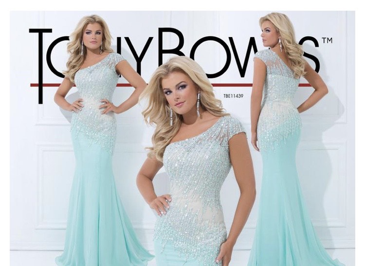 Tony Bowls Size 0 Prom Cap Sleeve Sequined Light Blue Mermaid Dress on Queenly