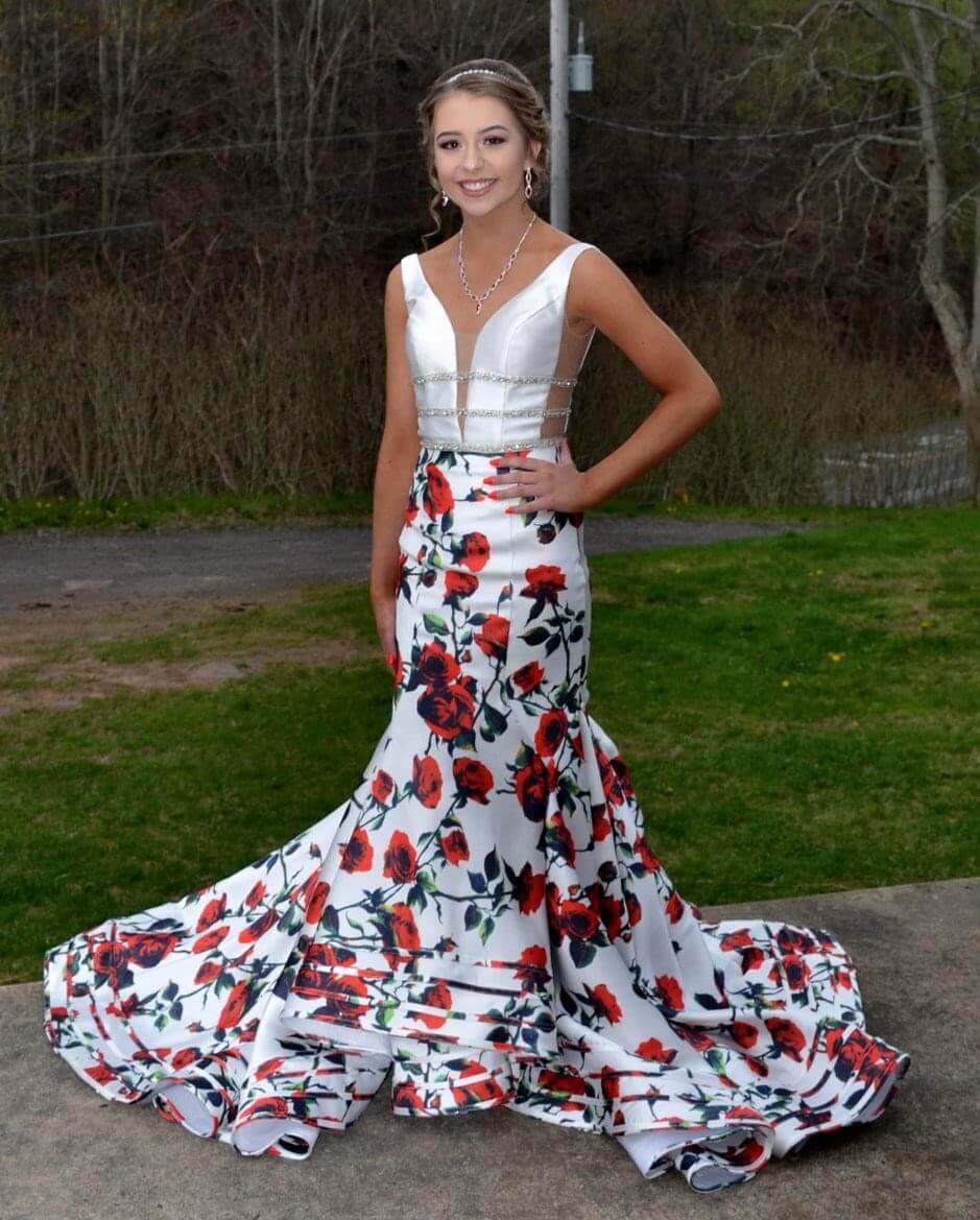 Size 00 Prom Floral White Mermaid Dress on Queenly