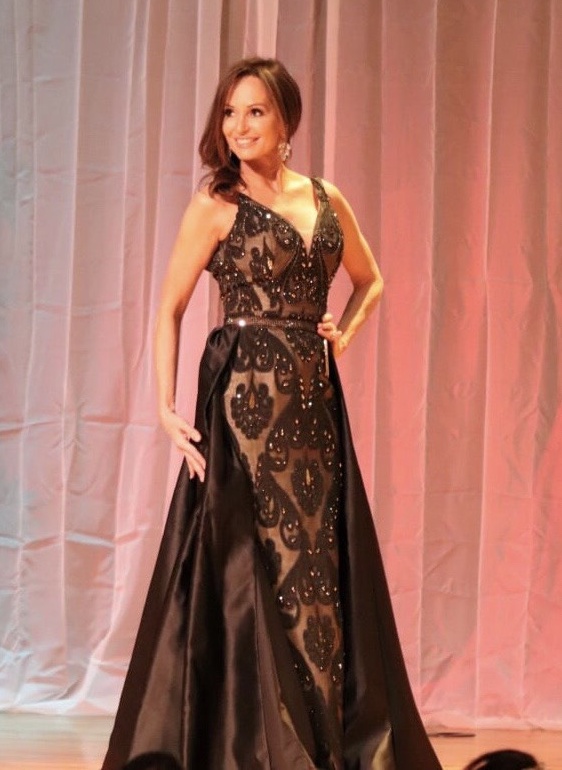 Panoply Size 2 Pageant Plunge Black Floor Length Maxi on Queenly