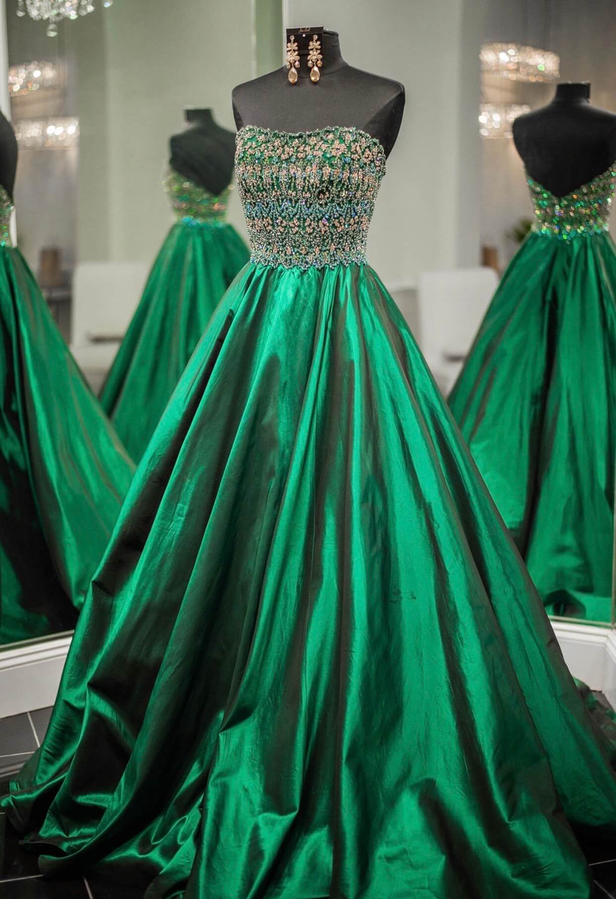 新品 USAロングドレス SHERRI HILL GREEN XSフォーマル/ドレス