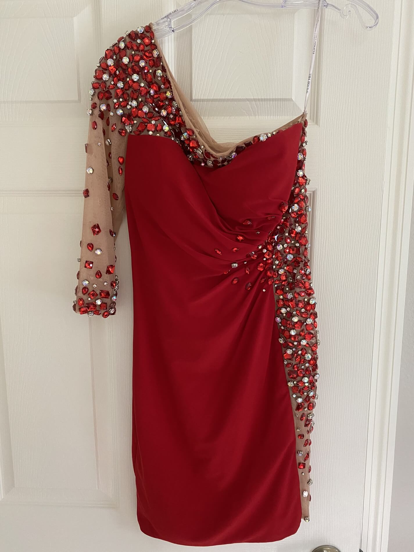 Size 6 Nightclub Long Sleeve Sequined Red Cocktail Dress on Queenly