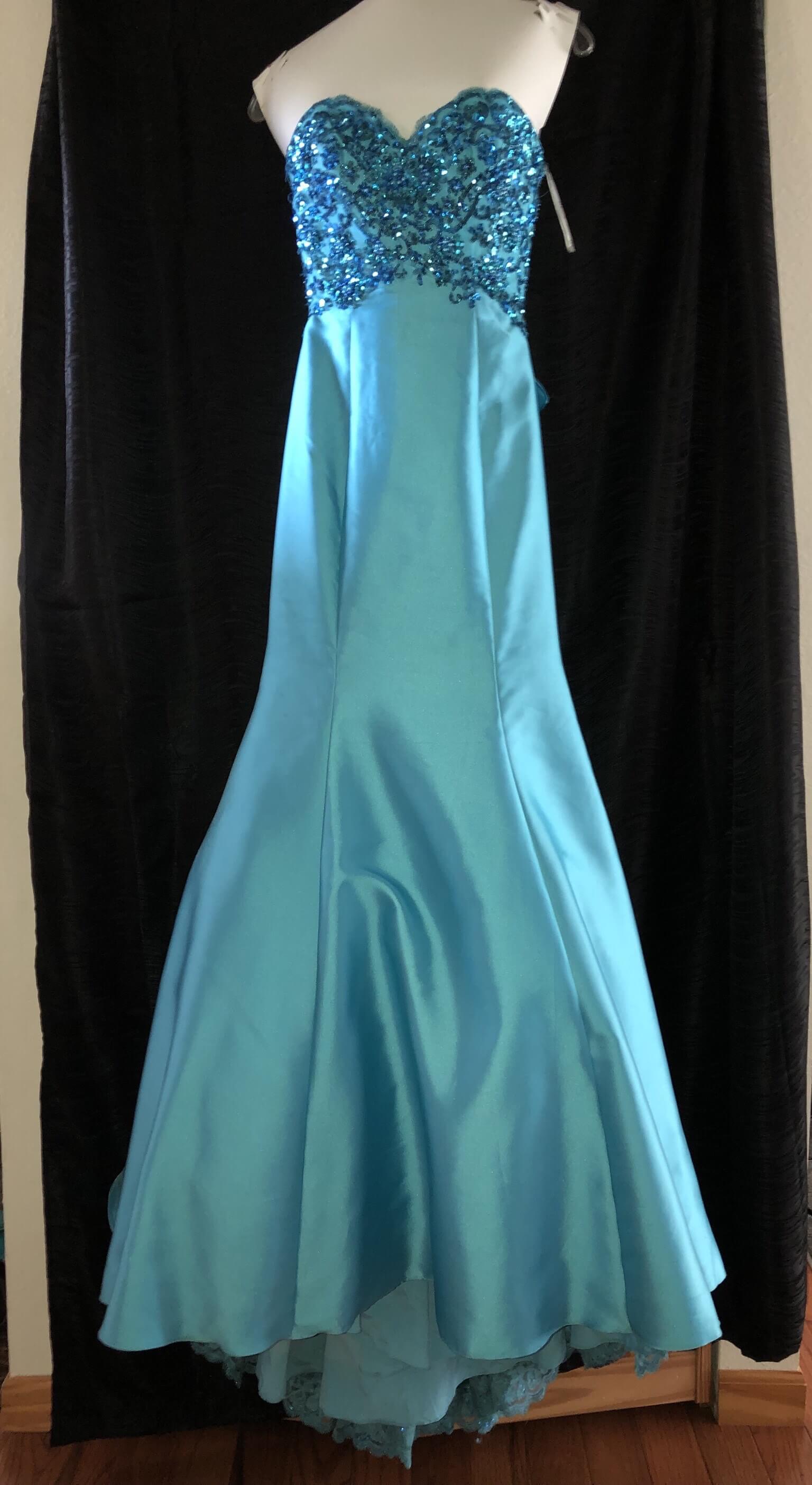 Ellie Wilde Size 2 Prom Blue Mermaid Dress on Queenly