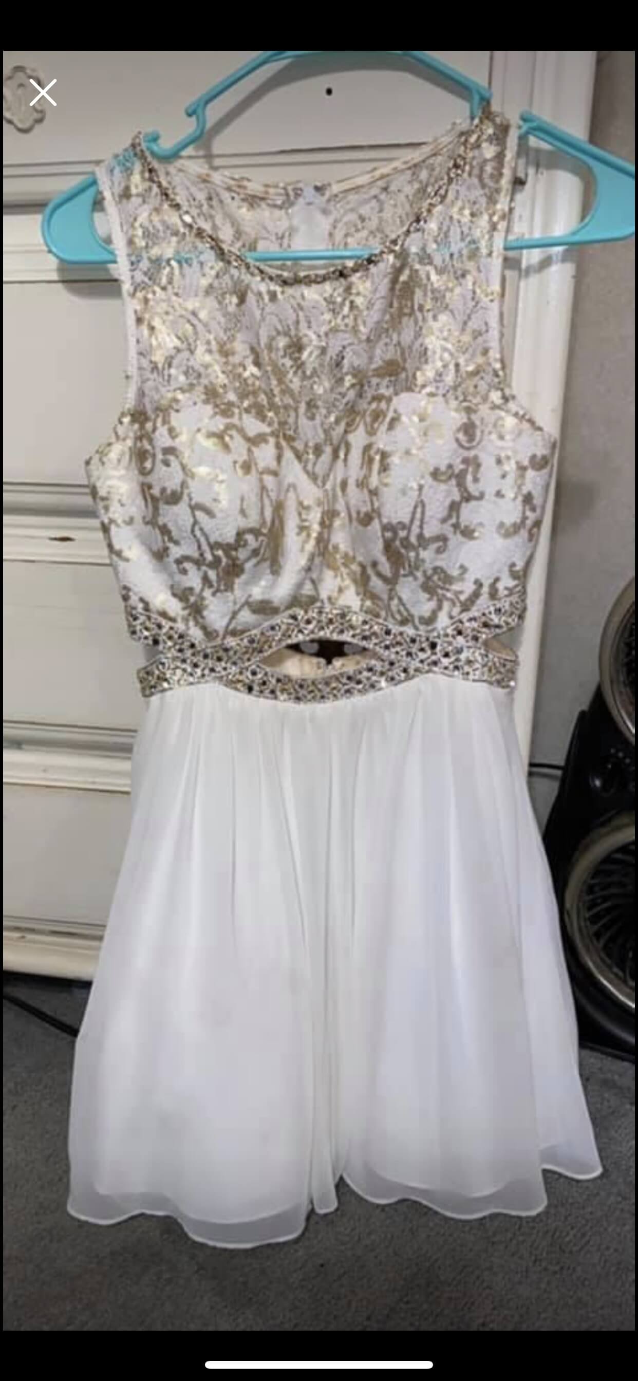 Size 4 Homecoming White A-line Dress on Queenly