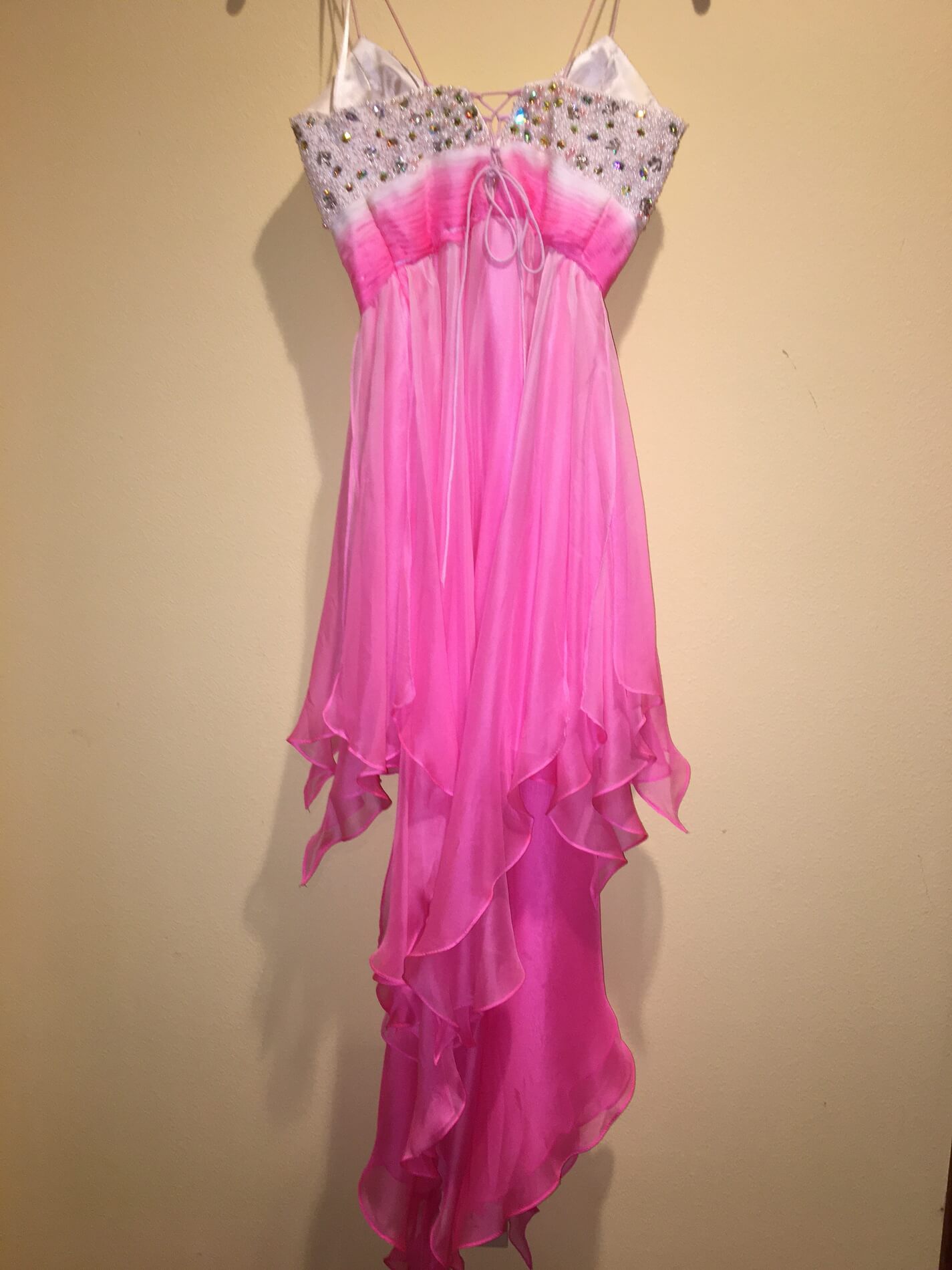 Size 4 Prom Lace Pink Cocktail Dress on Queenly
