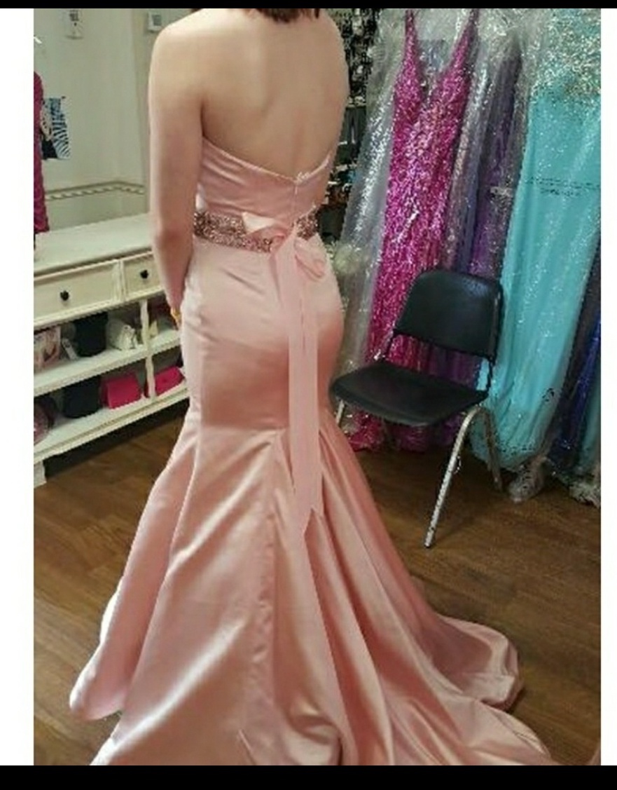 Sherri Hill Size 4 Prom Strapless Sequined Rose Gold Mermaid Dress on Queenly