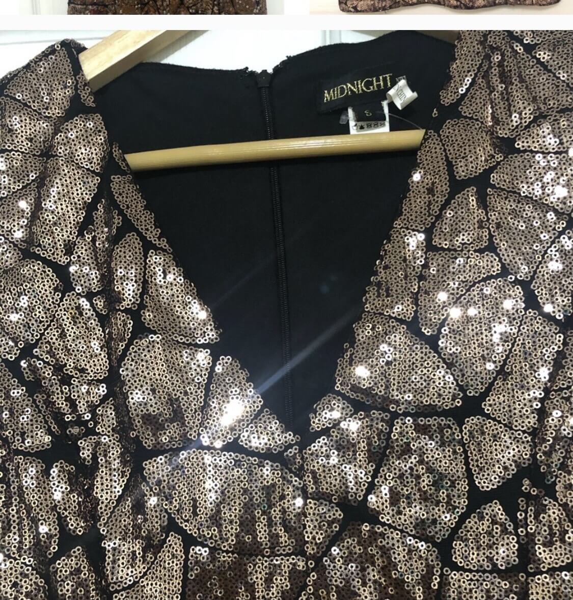 Size 0 Homecoming Sequined Gold Cocktail Dress on Queenly