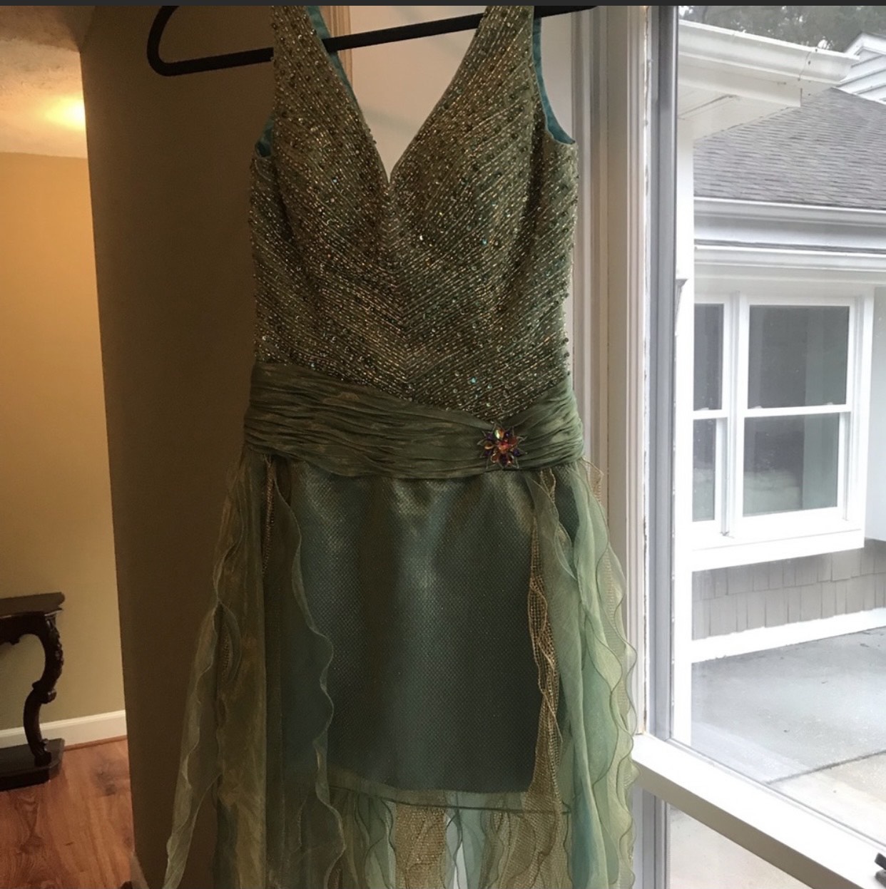Size 2 Wedding Guest Green Cocktail Dress on Queenly