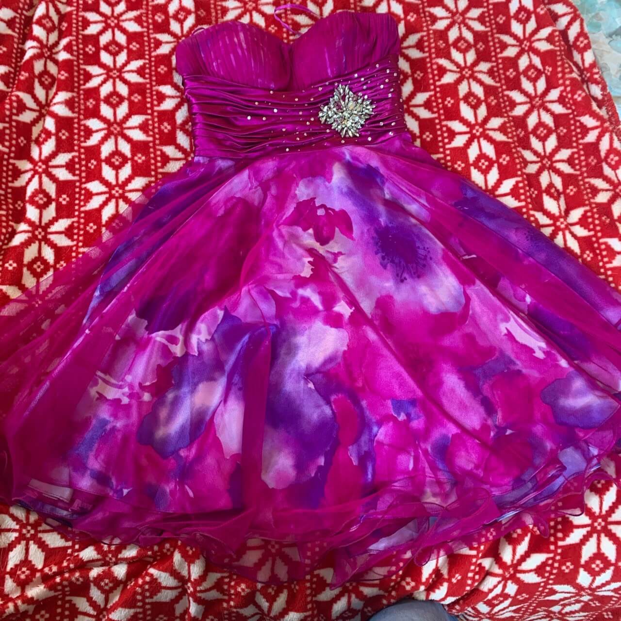 Size 4 Homecoming Strapless Hot Pink Ball Gown on Queenly