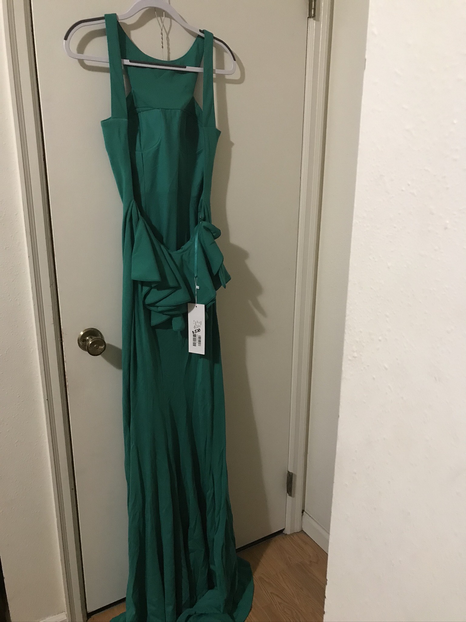 Size 4 Prom Light Green Mermaid Dress on Queenly