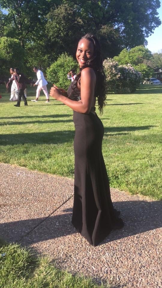 Size 4 Prom Black Dress With Train on Queenly