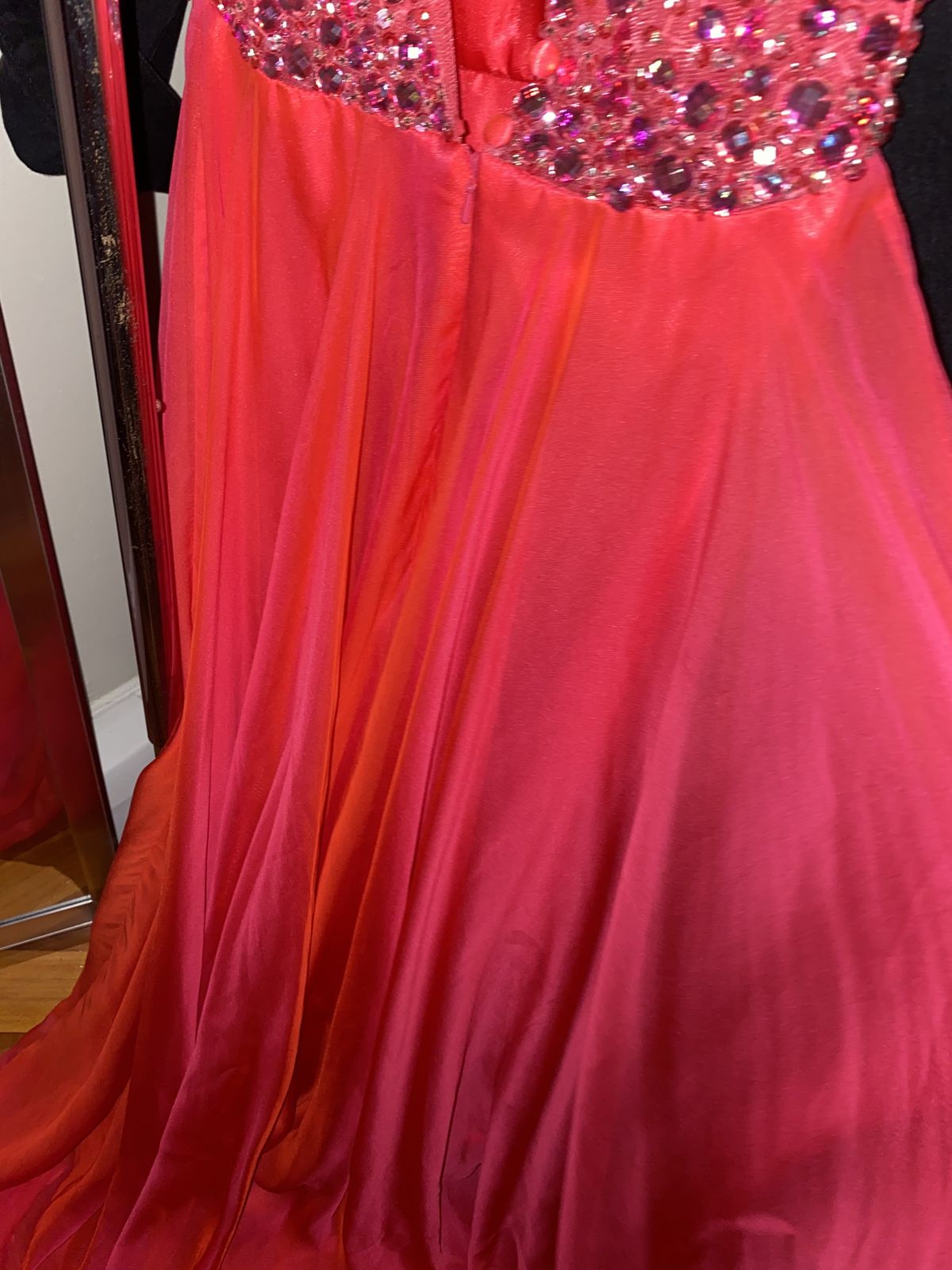 Size 4 Prom Plunge Sequined Pink Floor Length Maxi on Queenly