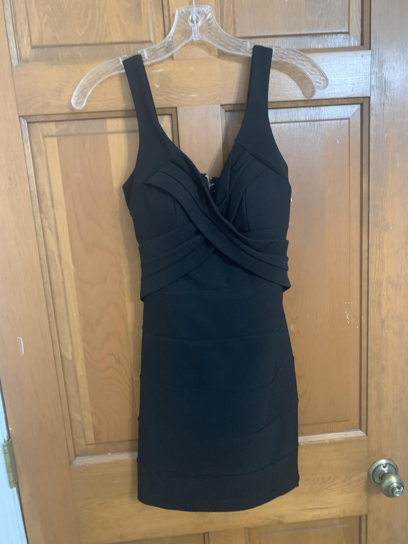 Windsor Size 6 Nightclub Black Cocktail Dress on Queenly