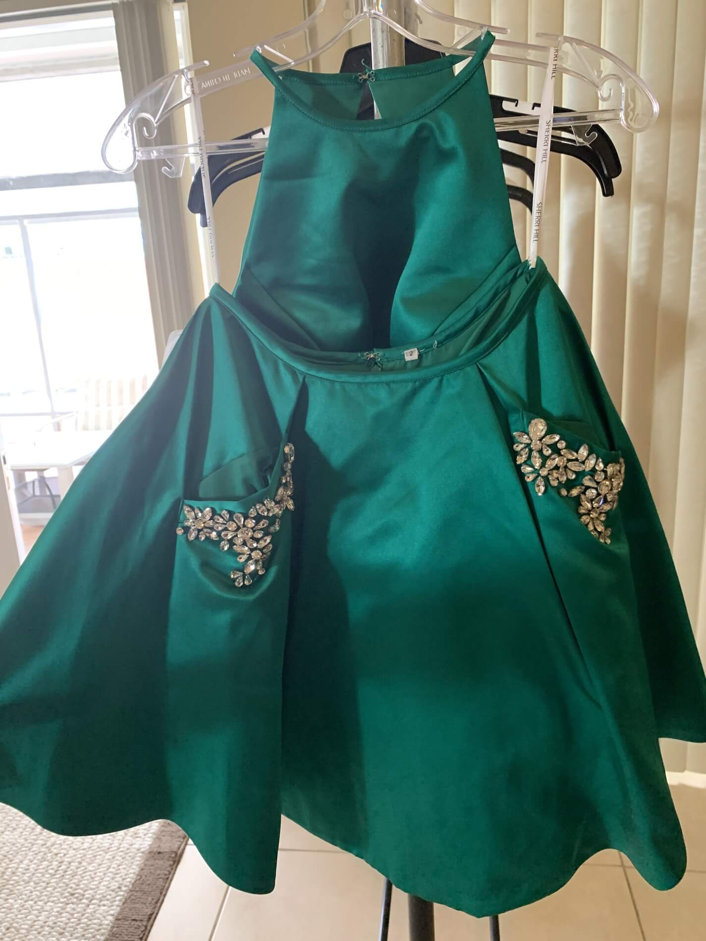 Sherri Hill Size 2 Homecoming Strapless Sequined Emerald Green Cocktail Dress on Queenly