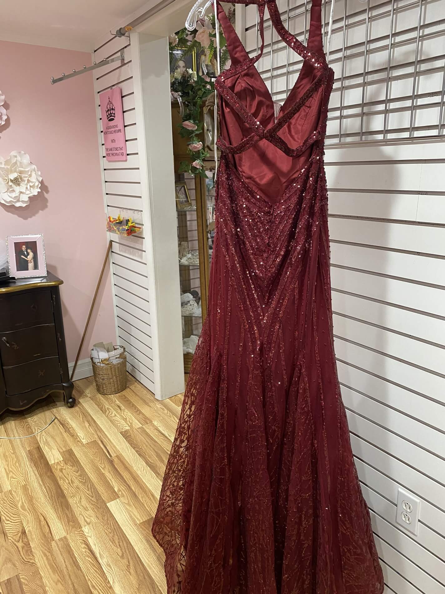 Ellie Wilde Size 4 Prom Plunge Sequined Burgundy Red Mermaid Dress on Queenly