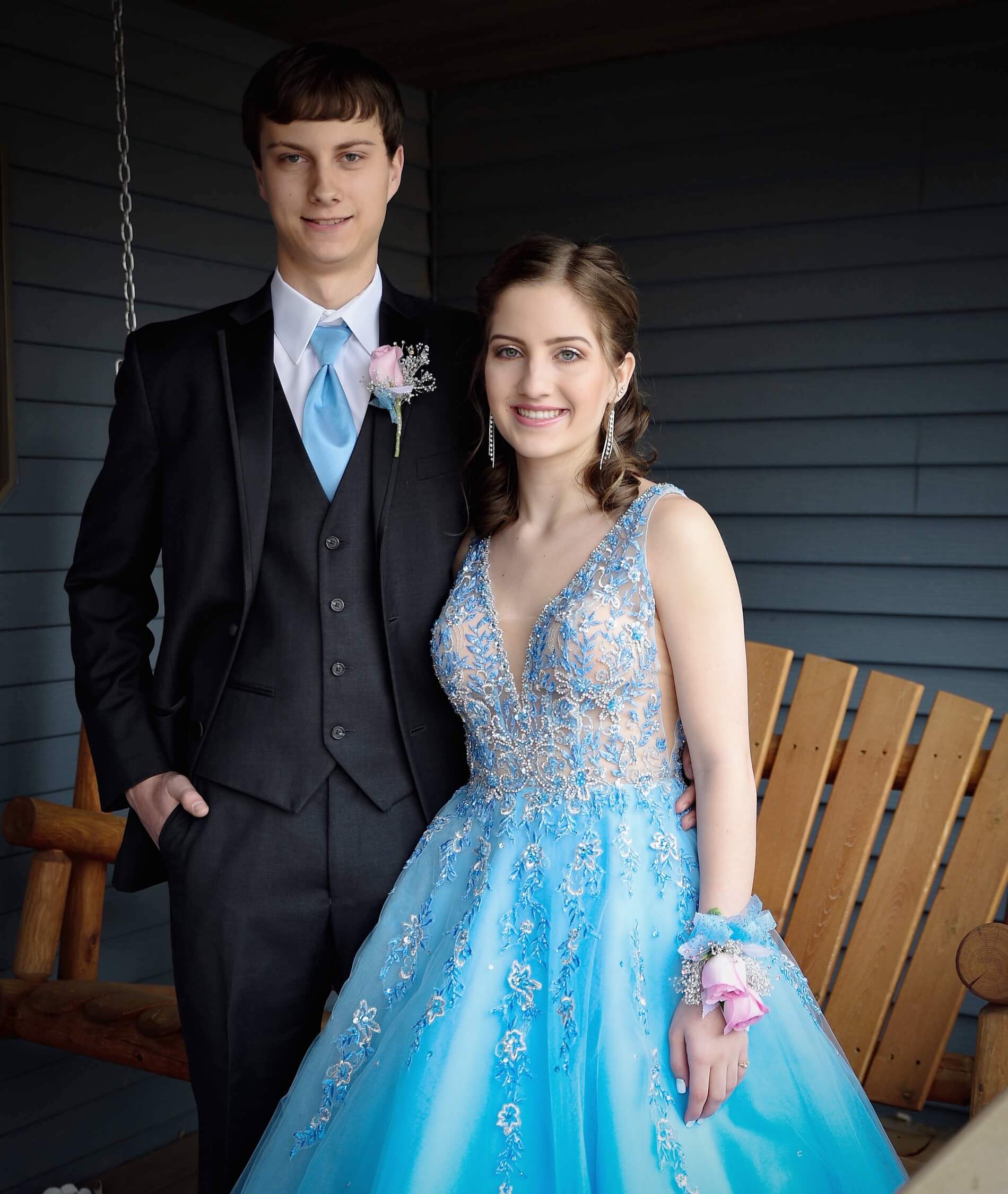MoriLee Size 4 Prom Plunge Lace Light Blue Ball Gown on Queenly