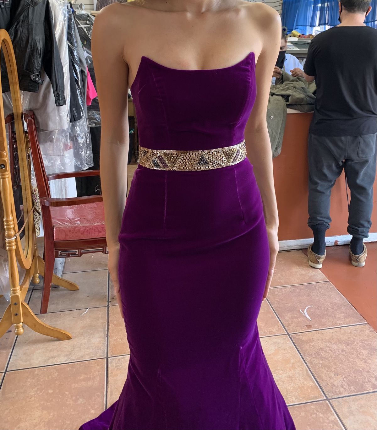 Sherri Hill Size 00 Prom Strapless Velvet Purple Mermaid Dress on Queenly