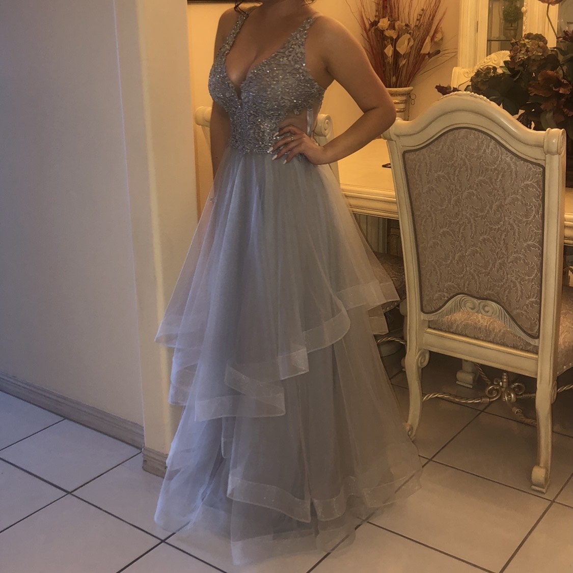 Size 4 Prom Plunge Silver Ball Gown on Queenly