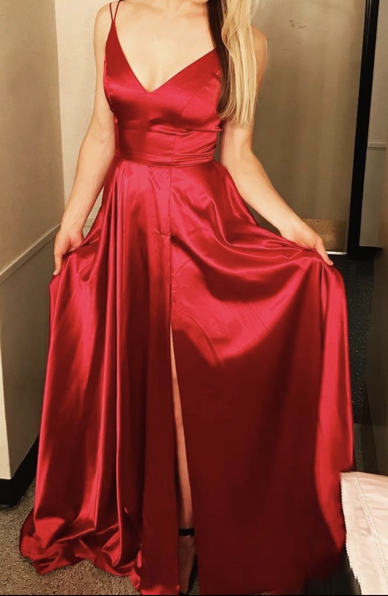 Sherri Hill Size 4 Prom Red Dress With Train on Queenly