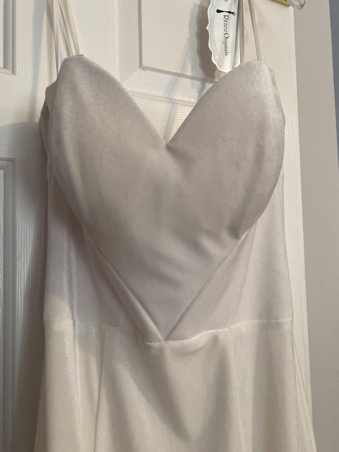 Ritzee Size 2 Wedding White Mermaid Dress on Queenly