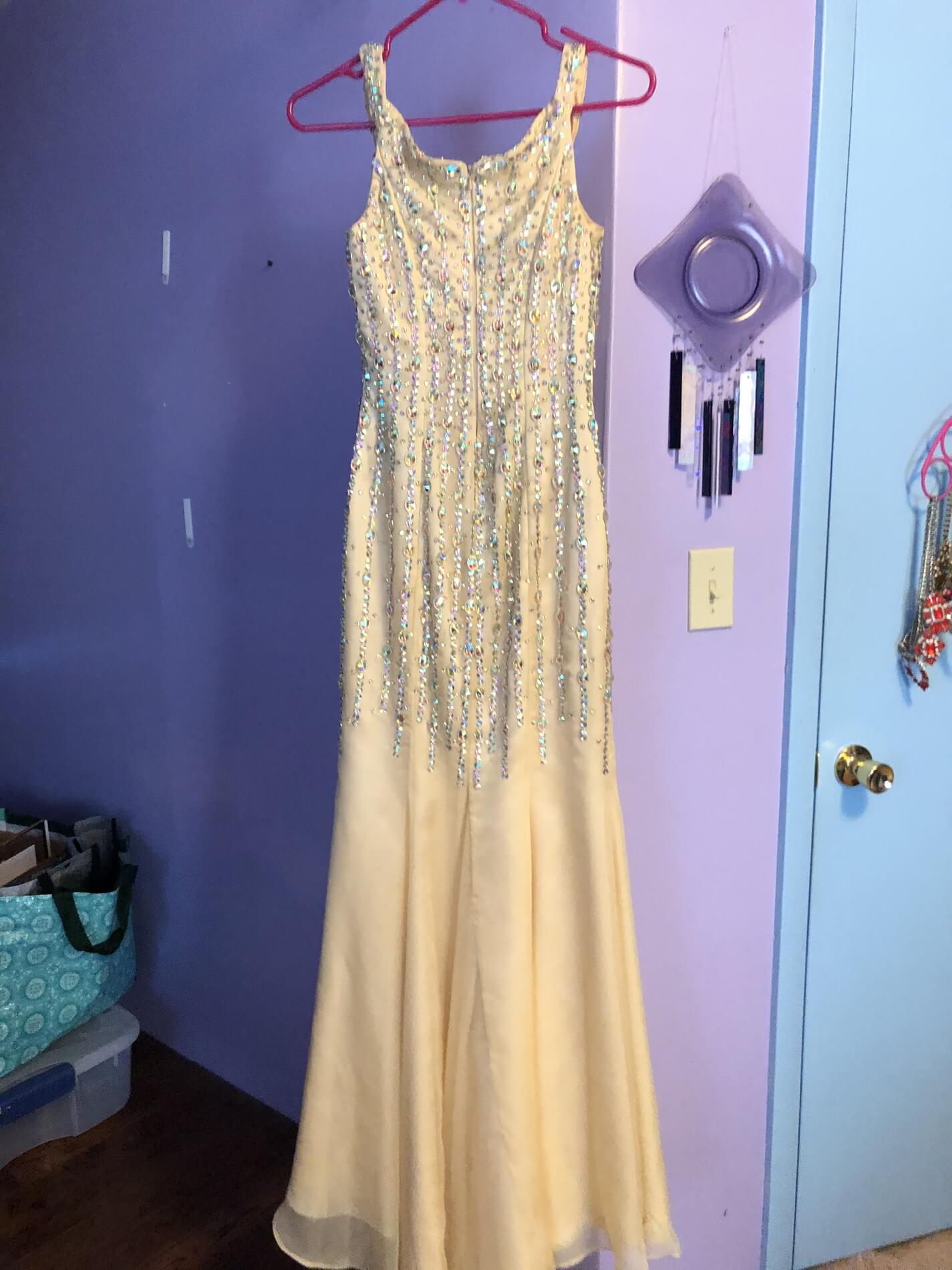 Jovani Gold Size 0 Jewelled Prom Mermaid Dress on Queenly