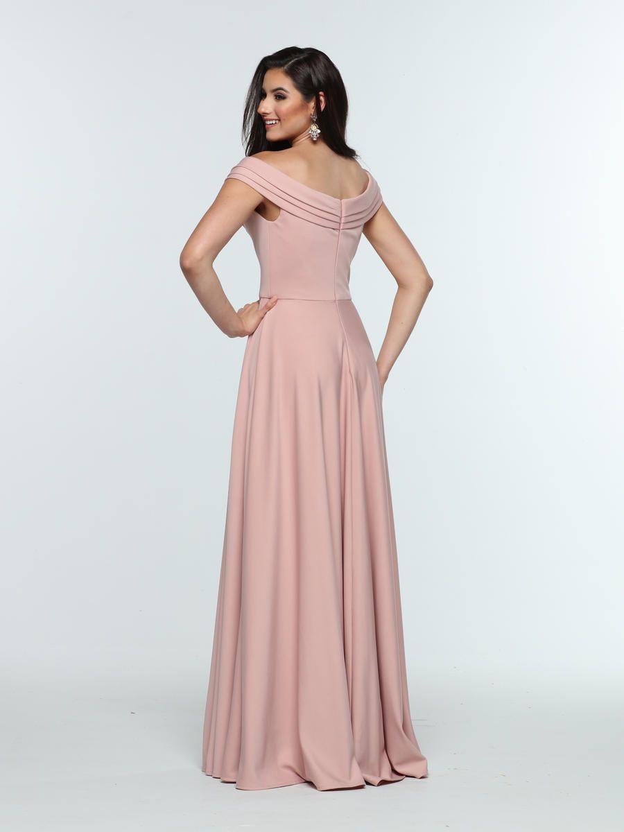 Style 31347 Zoey Grey Size 8 Prom Off The Shoulder Light Pink Side Slit Dress on Queenly